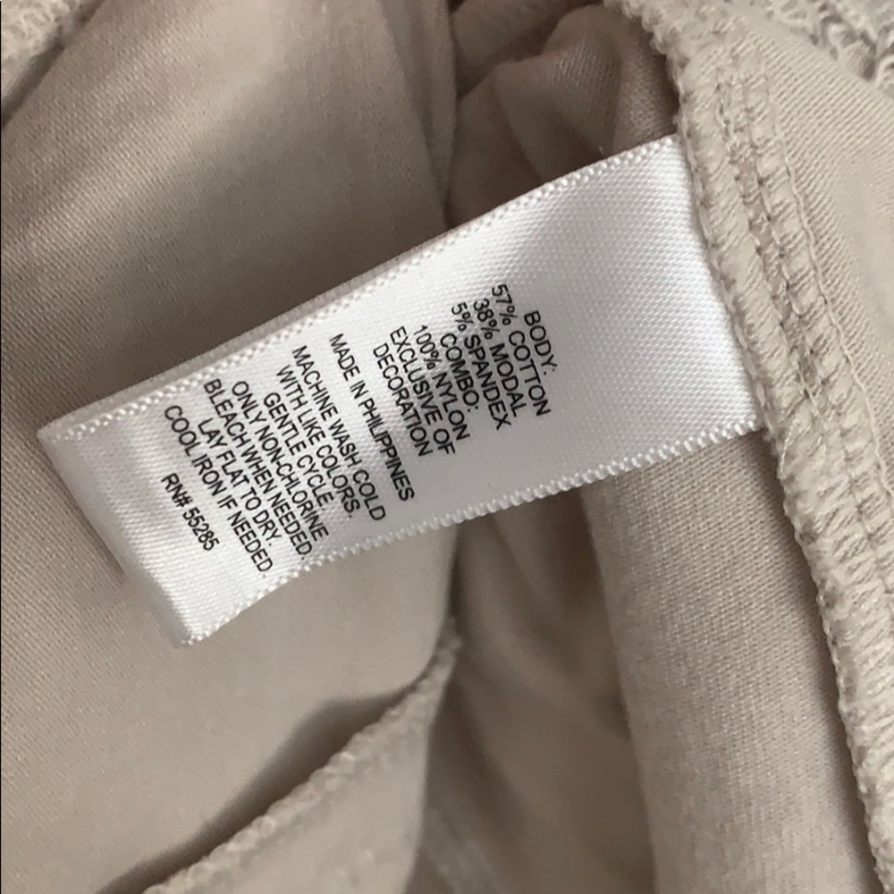 Express beige lace top - Picture 5 of 13